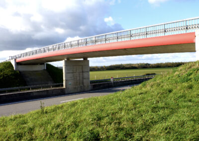 Passages supérieurs sur A28
